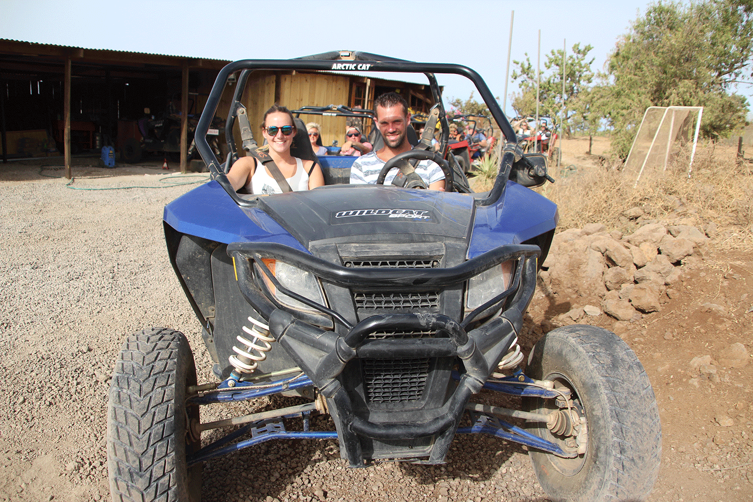 Photo souvenir de nous dans notre buggy